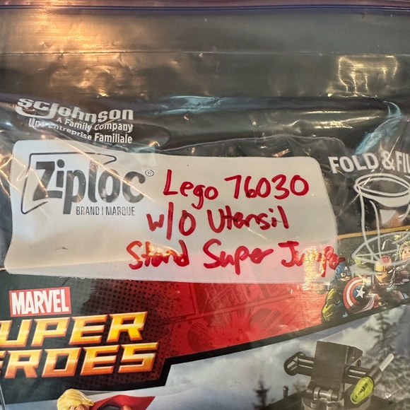 LEGO Marvel (76030) Avengers Hydra Showdown - Picture 2 of 4